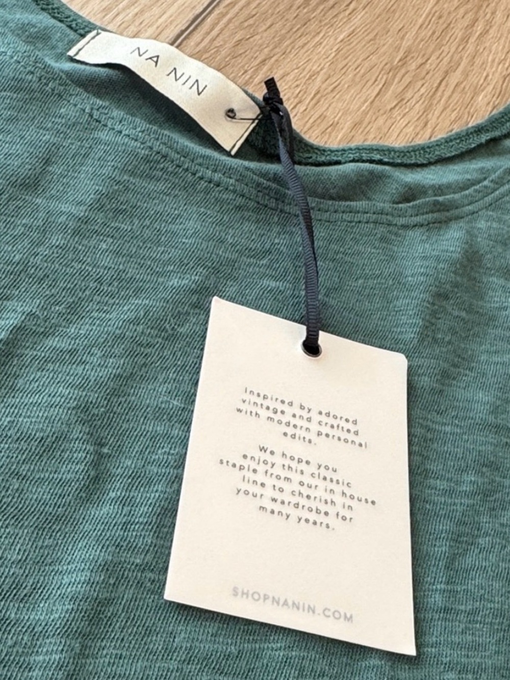 NWT Na Nin Cropped Tank - Picture 3 of 9